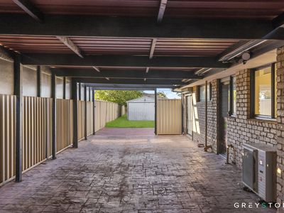 38 Stewart Crescent, Rockbank