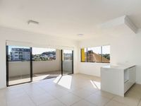 201 / 9 Le geyt Street, Windsor