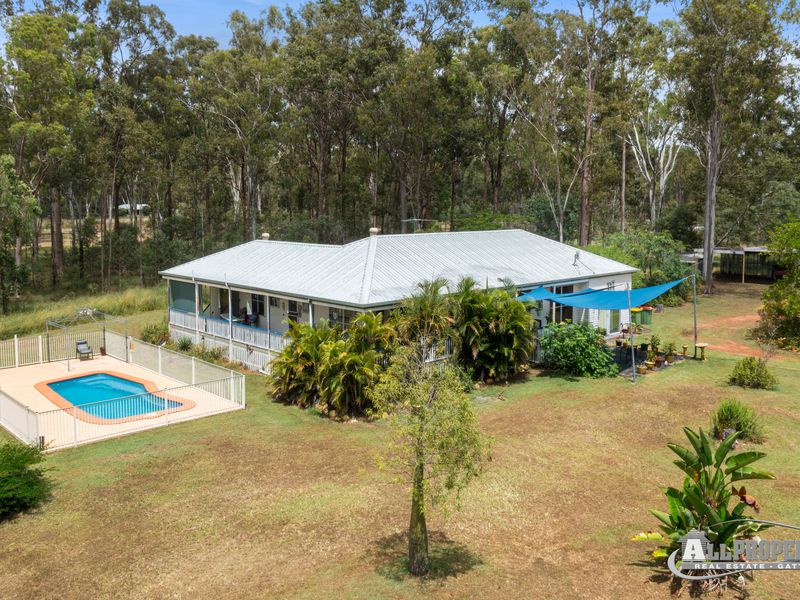 1 Border Court, Lockyer Waters