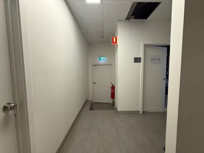 Shop 1 / 16 Borrack Square, Altona North