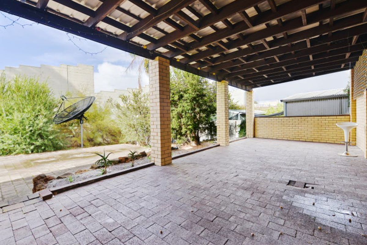 37 Freesia Way, Willetton
