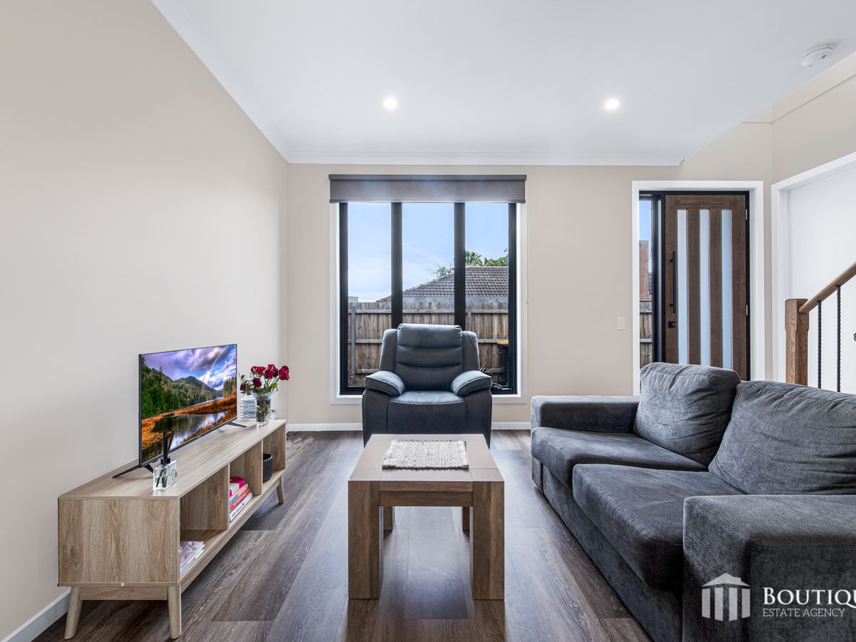 2 / 94 Dunblane Road, Noble Park