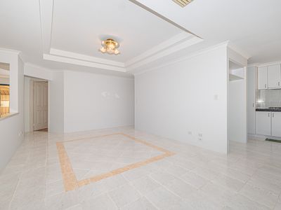 40 Delphine Ave, Dianella