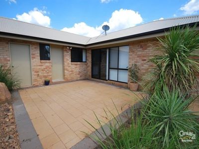 6 Cardiff Arms Avenue, Dubbo