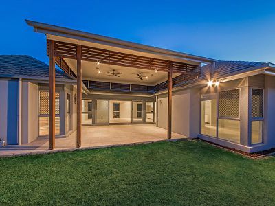 15 Watervale Pde, Wakerley
