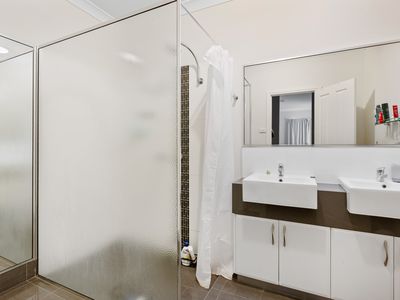 29 Gatacre Drive, Somerville