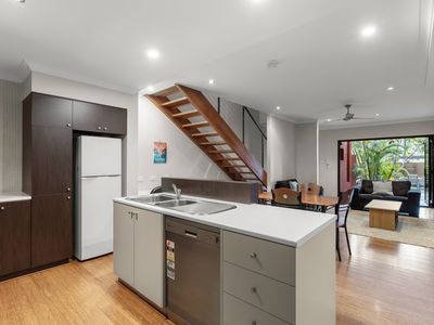 4 / 7 Bagot Street, Djugun