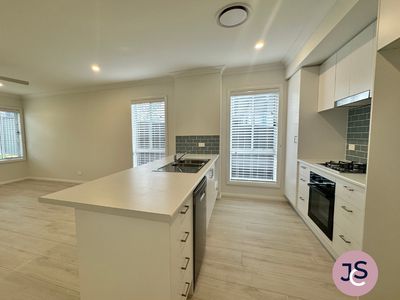 26B Blackbutt Parade, Kotara South