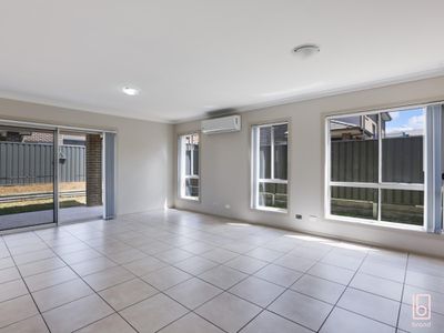 11 Addison Avenue, Woongarrah