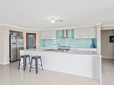 132 Shearwater Drive, Lake Heights