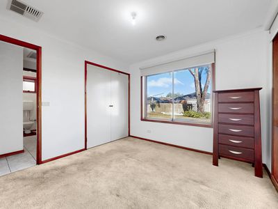 8 Geraldine Drive, Hampton Park