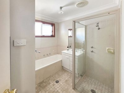 3 / 69 Baird Drive, Dubbo
