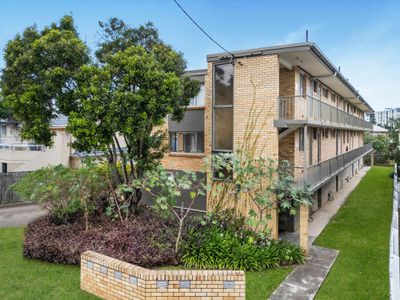 4 / 9 Cadell Street, Toowong