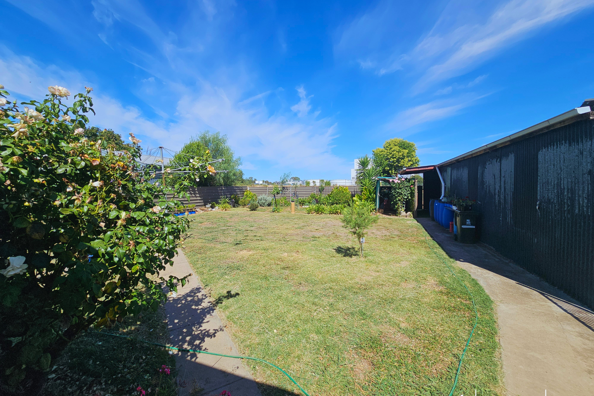 16 Savige Road, Stanhope
