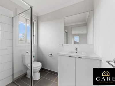 63 Merula Drive, Mambourin