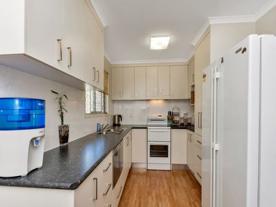12 Chifley Crescent, Brassall