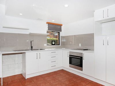 1 / 21 Pangarinda Place, Mooloolaba