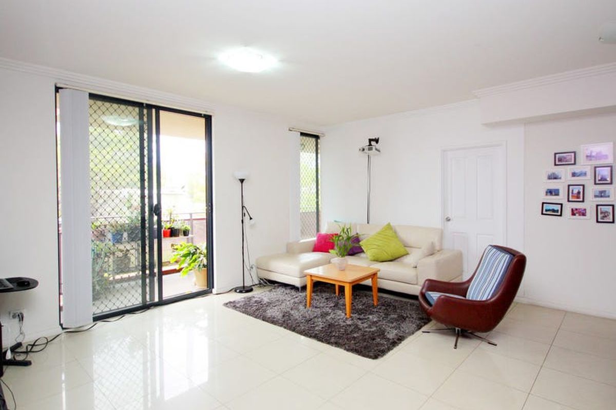 D106 / 27-29 George Street, North Strathfield
