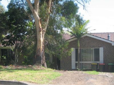 8 Woodlands Drive, Barrack Heights