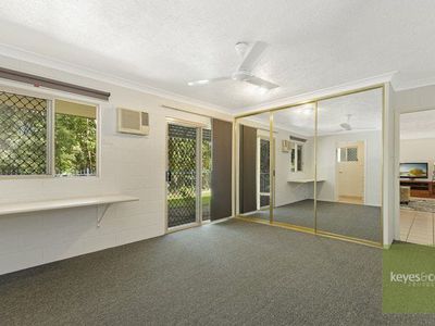 45 / 92 Regatta Crescent, Douglas