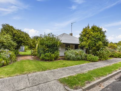 22 Railway Terrace West, Tantanoola