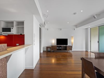 4 / 600 GLADES DRIVE, Robina