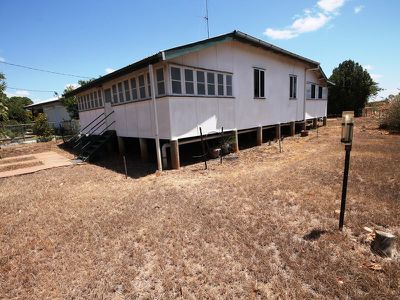 9 Bluff Road, Queenton