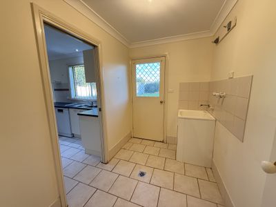 4 Evanside Parade, Griffith