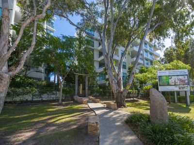 T13 / 20-28 Bayview Street, Runaway Bay