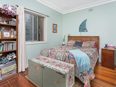 5 Gardeners Crescent, Shellharbour