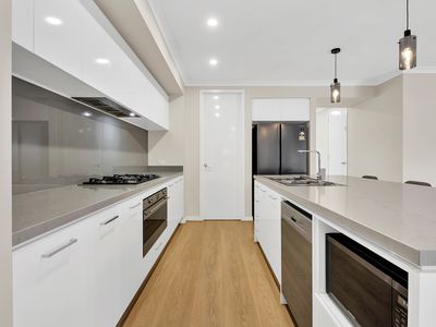 52 Dajarra Avenue, Wyndham Vale