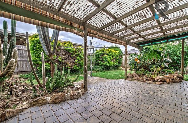 77 Langdon Crescent, Craigieburn