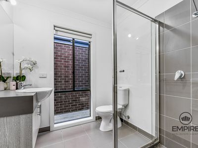 102 Glenelg Street, Clyde North