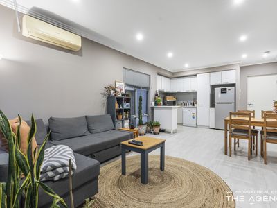 2 / 190 Ravenswood Drive, Nollamara