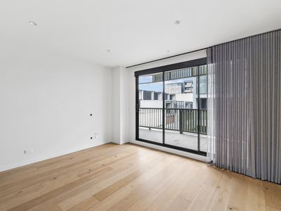 102 / 27 Aitken Street, Williamstown
