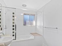 5  121 palatine st, Calamvale