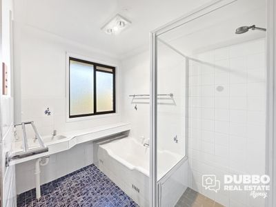 48 Meek Street, Dubbo
