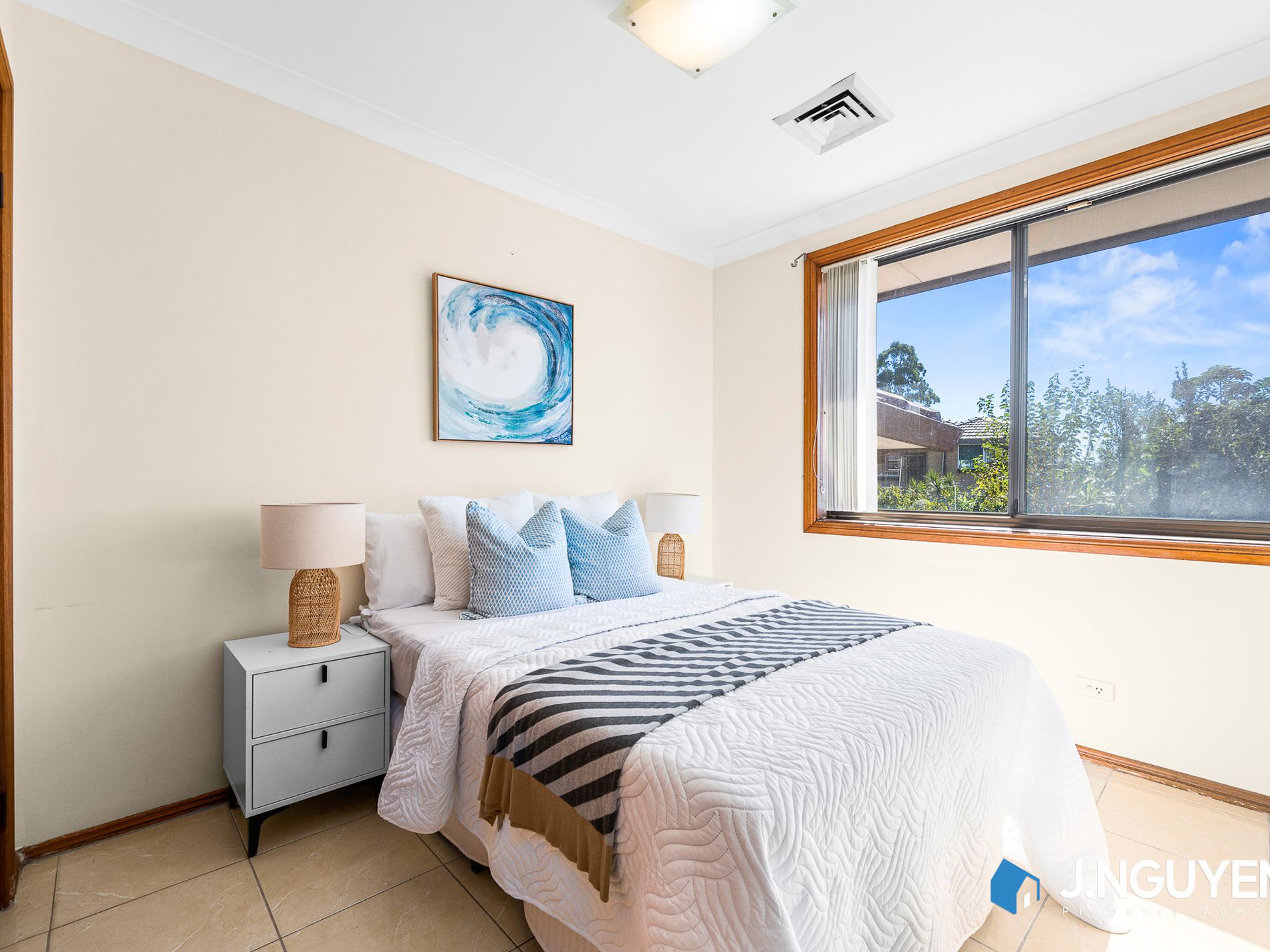 43 Oliveri Crescent, Green Valley