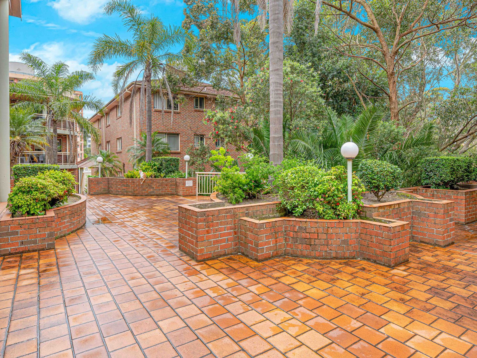 30 / 6-10 Sir Joseph Banks Street, Bankstown