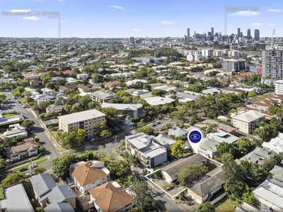 1 / 14 Little Maryvale Street, Toowong