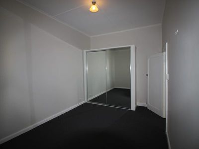 1 / 12 Thomas Street, Geelong West