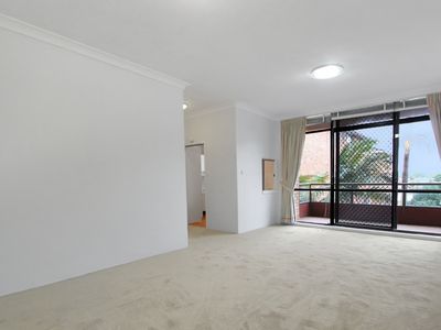 12 / 7 Mcmillan Avenue, Sandringham