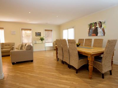 5 Head Court, Seymour