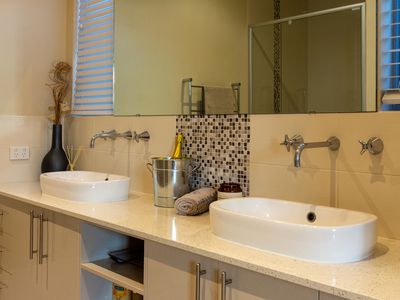 5 Emperor Way, Yanchep