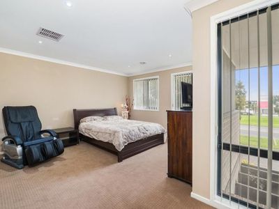 302 Robinson Road, Deer Park