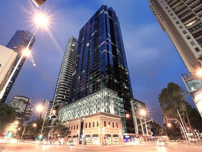 2711 / 151 City Road, Southbank