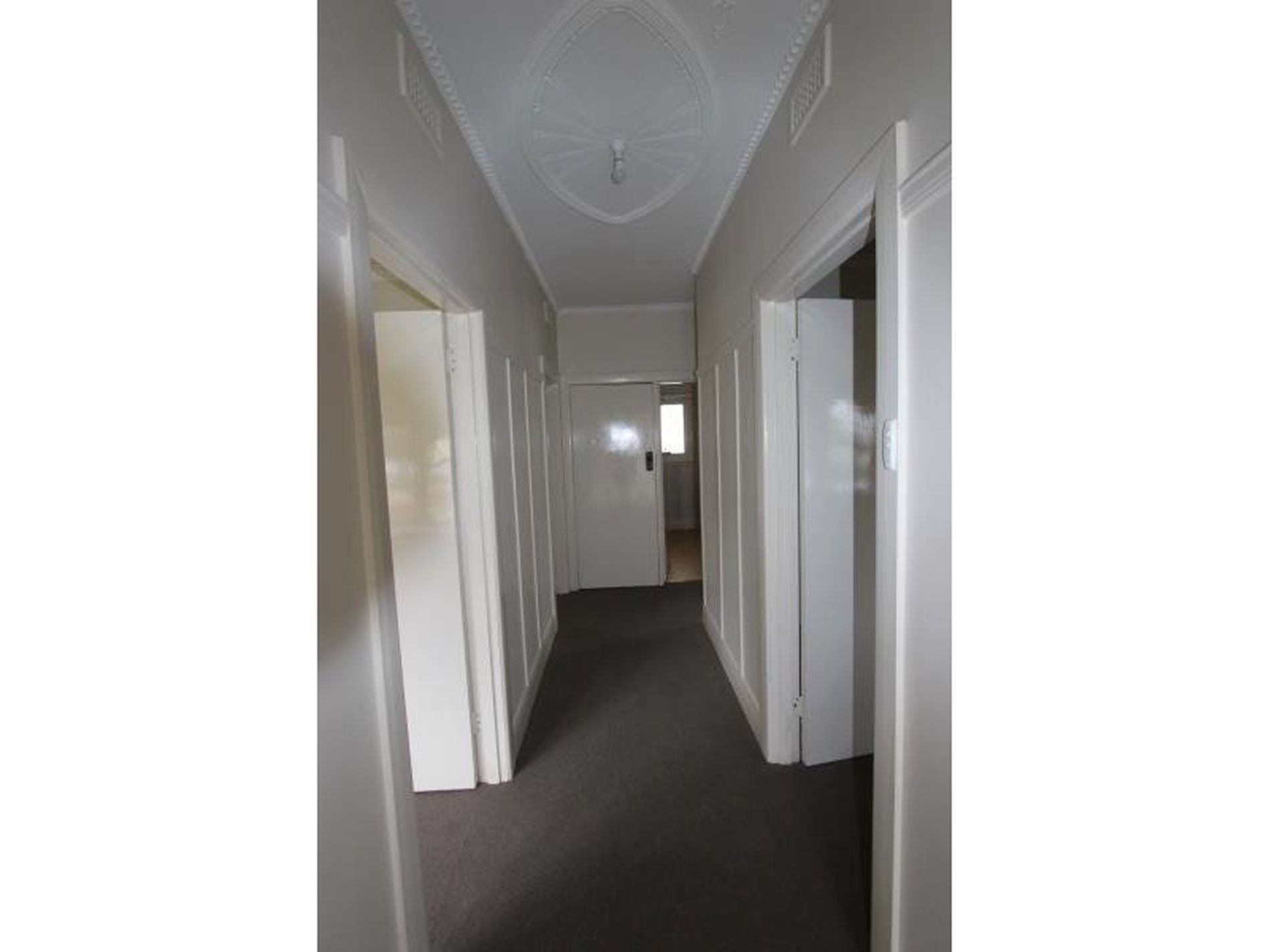 12 Clonard Avenue, Geelong West