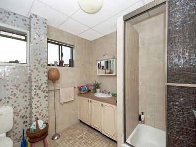 4 / 11 Herbert Street, Townsville City