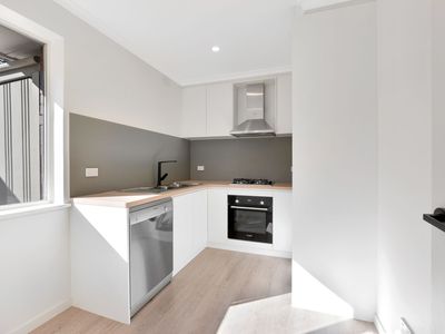 2 / 27 Gladwyn Avenue, Bentleigh East