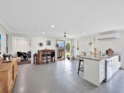 15 Banner Court, Branyan